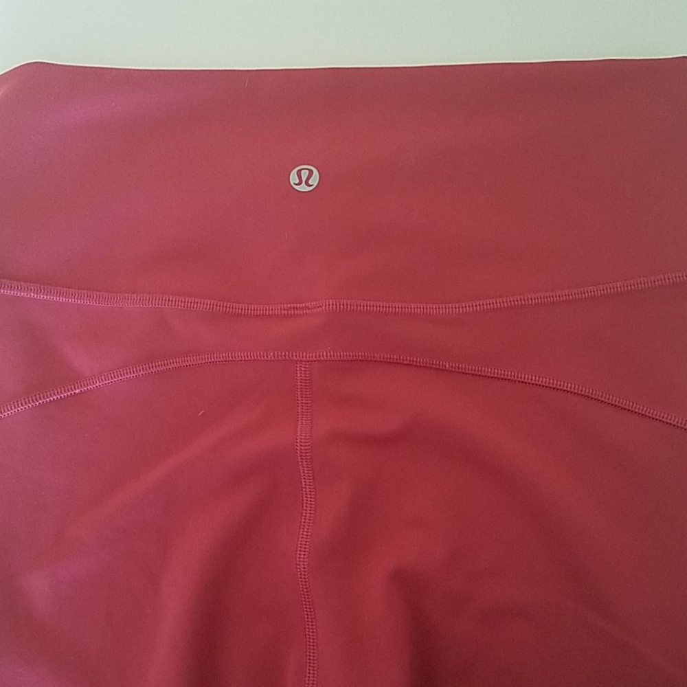 Like new Lululemon capri
